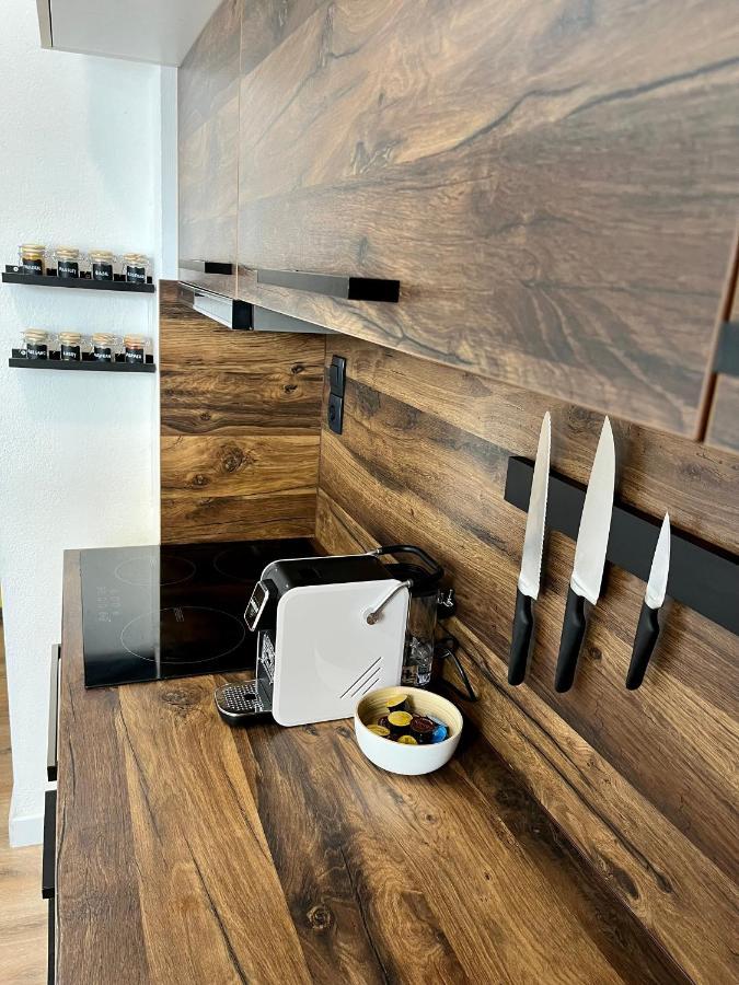 Apartment Tisa, リュブリャナ エクステリア 写真