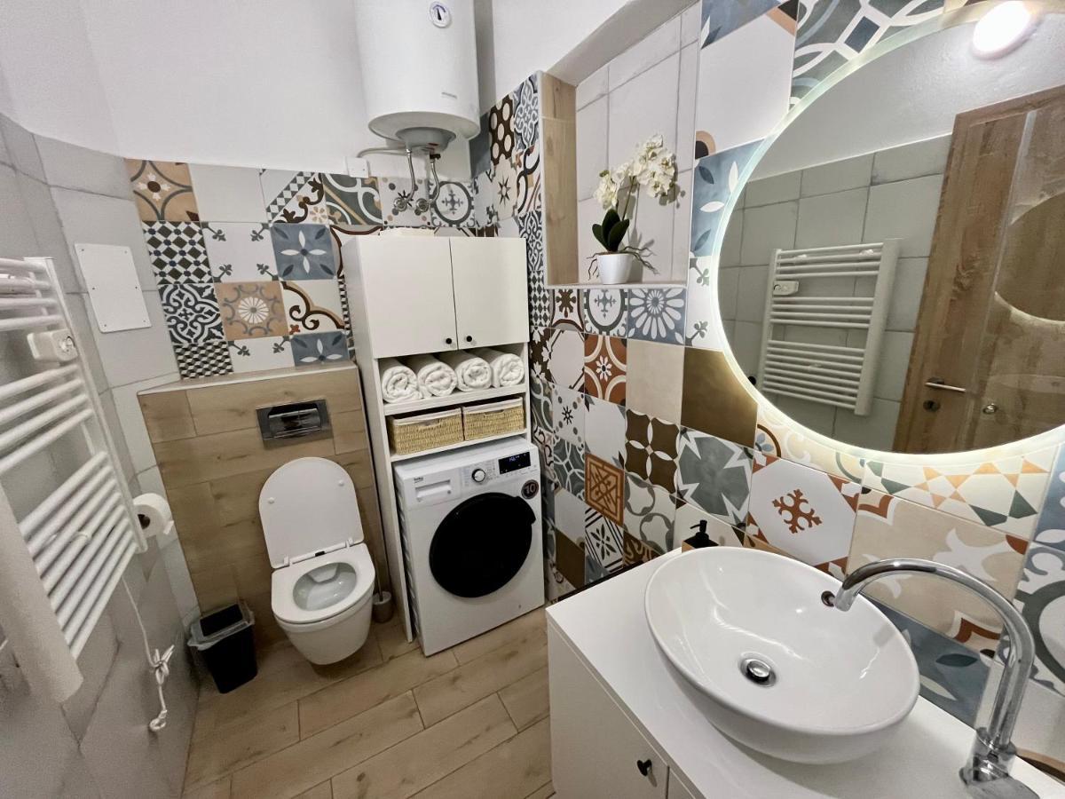 Apartment Tisa, リュブリャナ エクステリア 写真